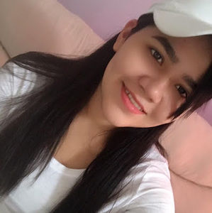 Meet your Posher, Fatima